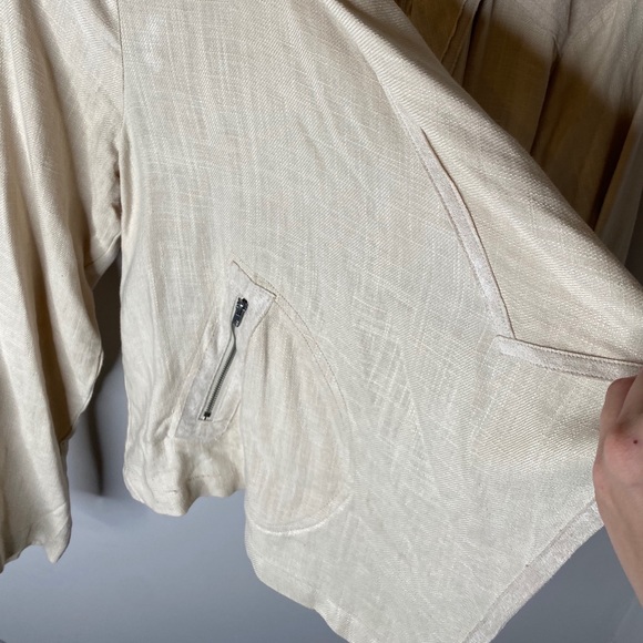 Mystree • Sz M Cream Cardigan - Picture 4 of 6